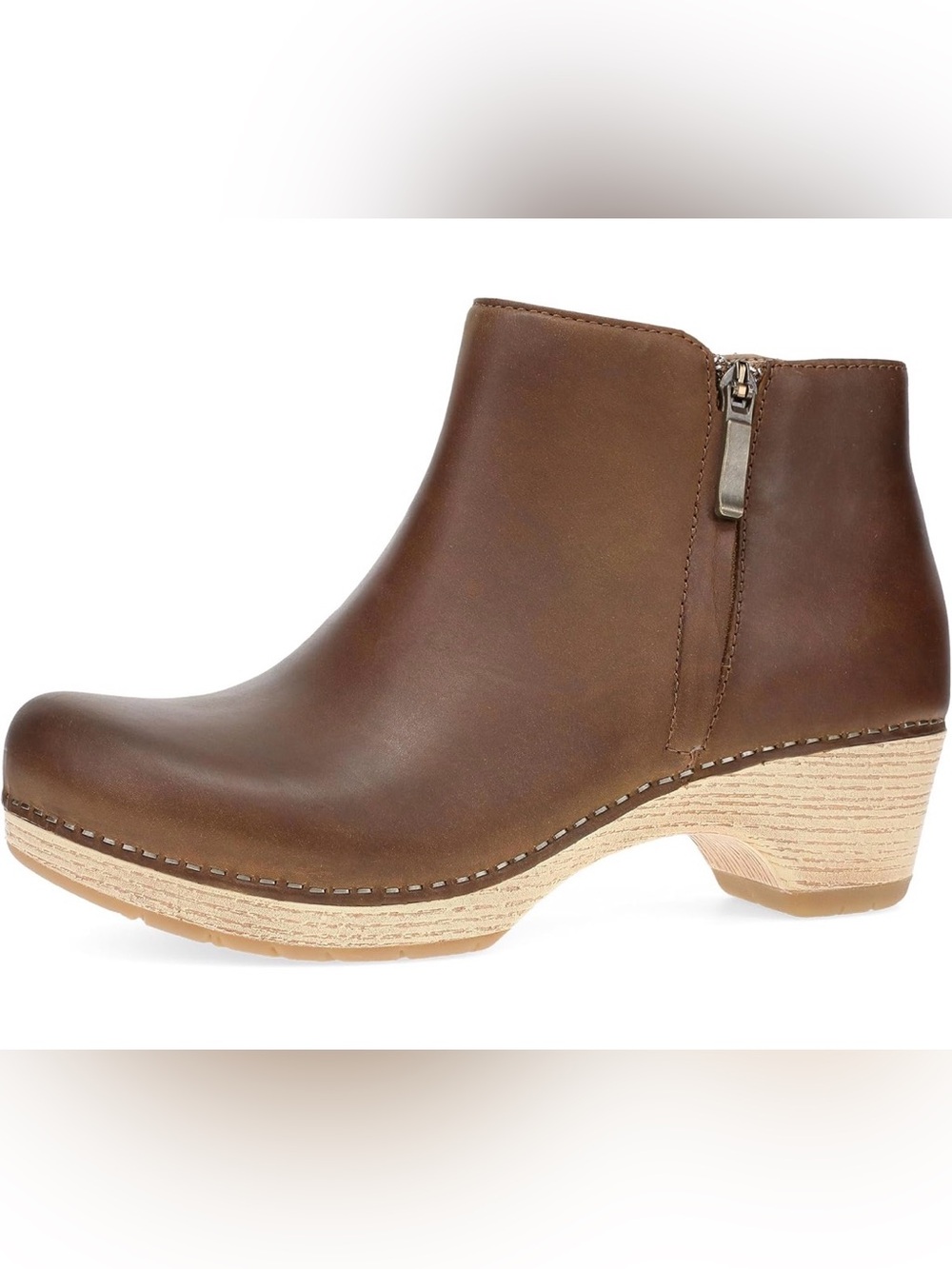 Like new Dansko Lizanne ankle booties size 41 (10.5-11)